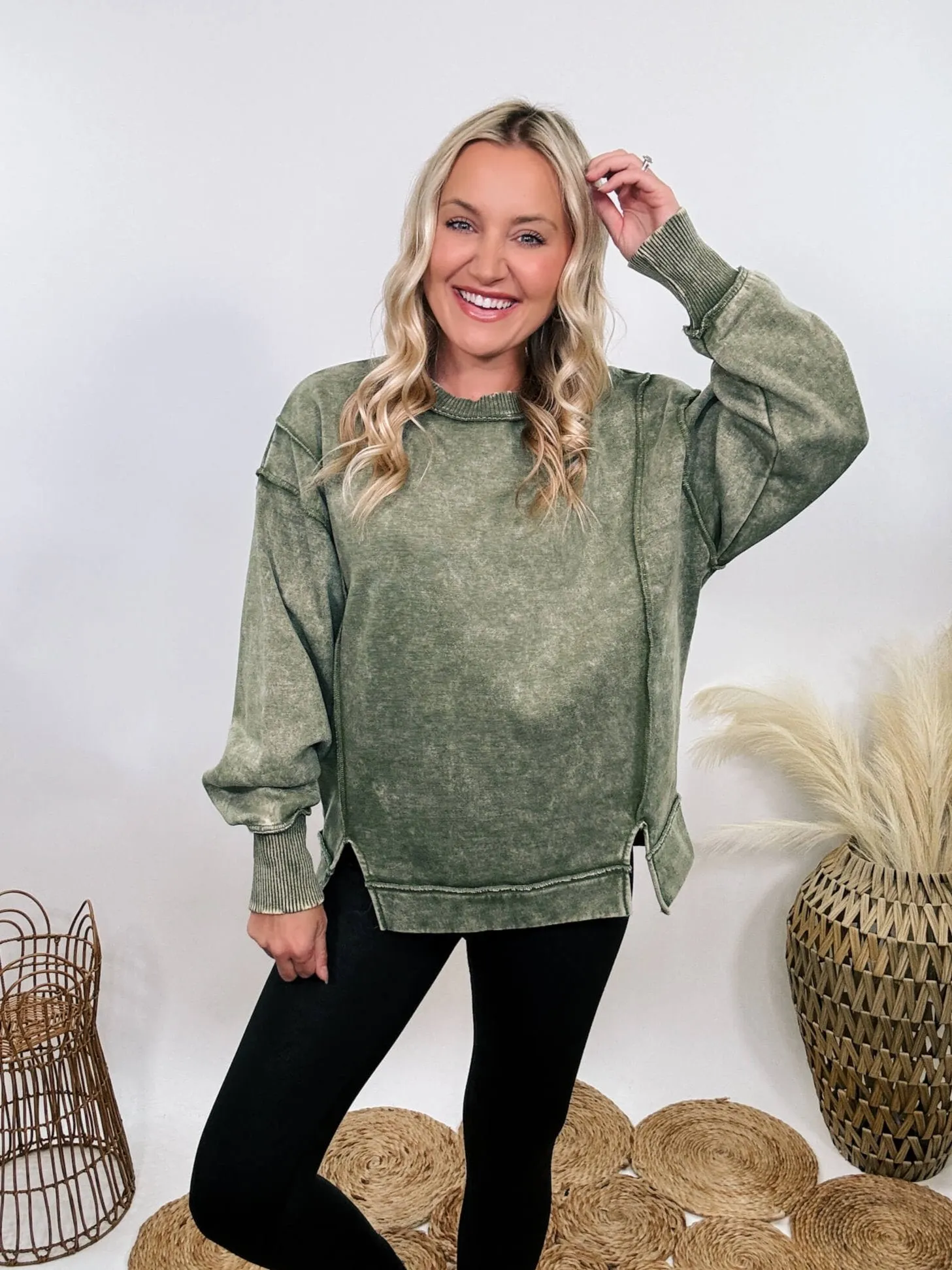 Green Acid Washed Exposed Seam Fleece Sweatshirt Pullover