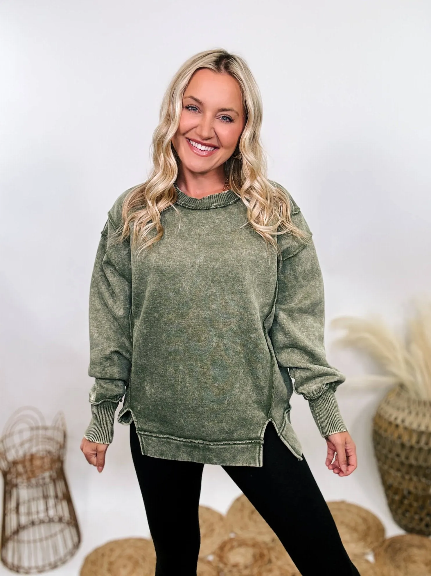 Green Acid Washed Exposed Seam Fleece Sweatshirt Pullover